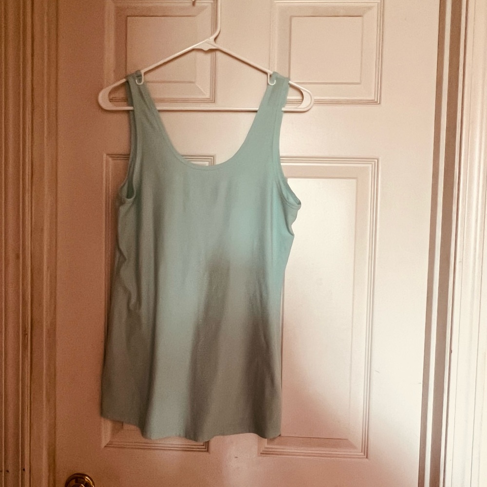 Ladies XL mint tank. NWOT. Fits more like a large